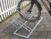 stojan na tri bicykle jednostrann� 5 - pohlad 3 - www.idealmarket.sk